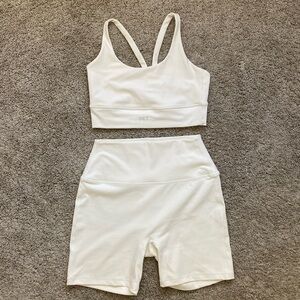 Set Active Ivory Set